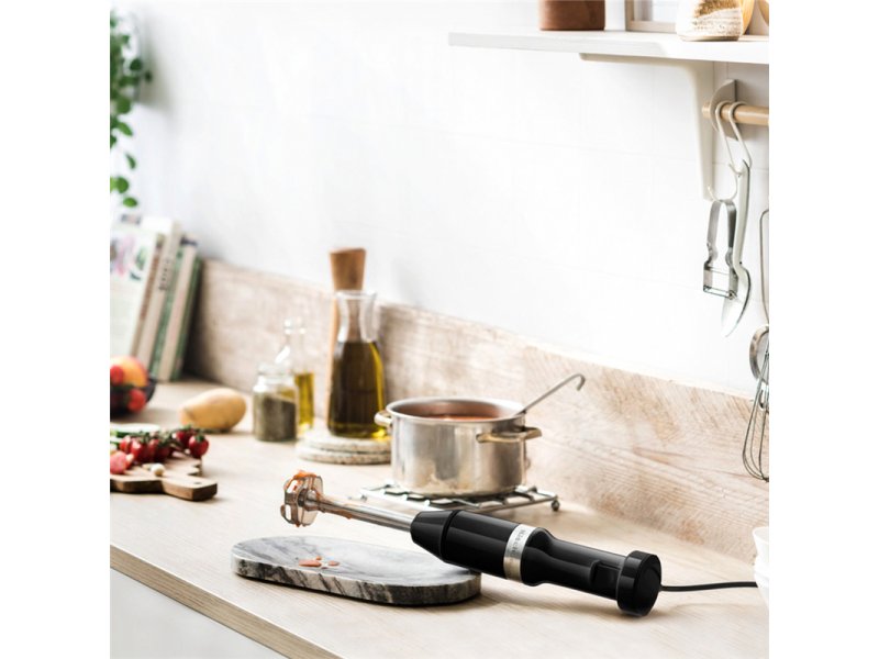 Погружной блендер KitchenAid 5KHBV83EOB 180Вт черный
