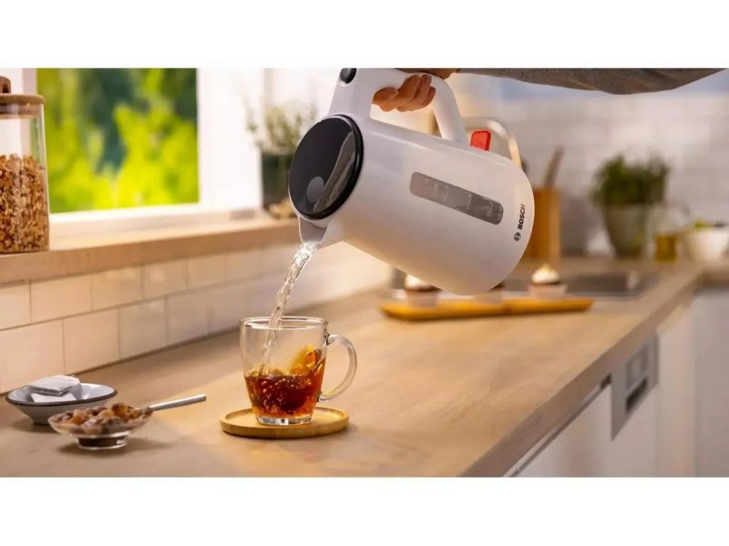 Чайник Bosch TWK1M121 белый Чайник Bosch TWK1M121 белый