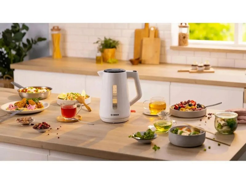 Чайник Bosch TWK1M121 белый Чайник Bosch TWK1M121 белый