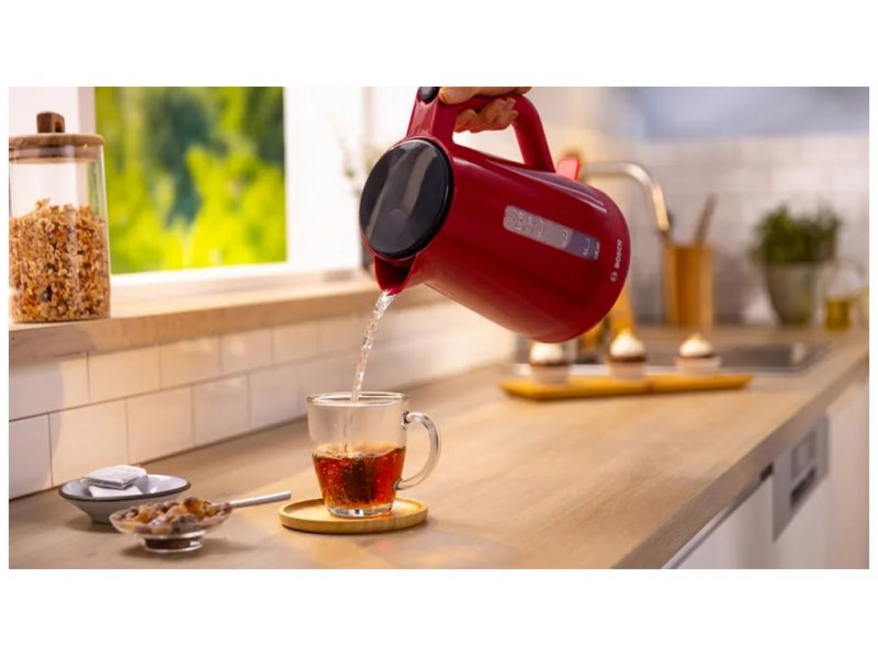 Чайник Bosch TWK1M124 красный