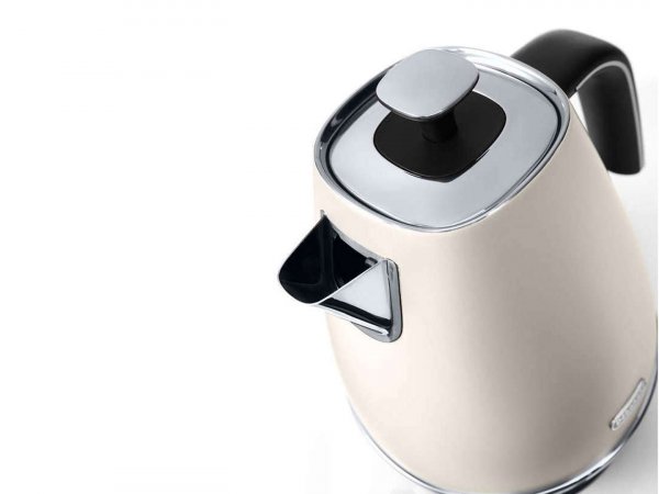 Электрочайник De Longhi KBI2000.W