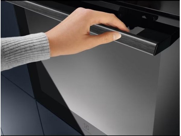 Электрический духовой шкаф Electrolux EOB7S31Z Электрический духовой шкаф Electrolux EOB7S31Z