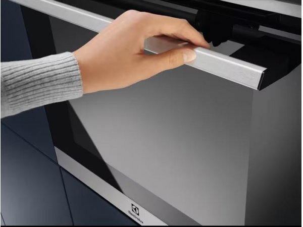 Электрический духовой шкаф Electrolux EOC5E70X