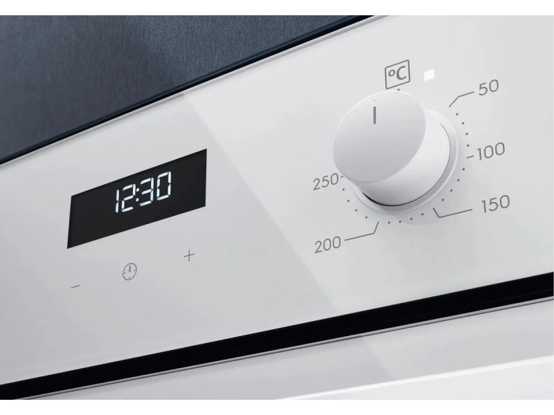 Электрический духовой шкаф Electrolux EOF5C50BV Электрический духовой шкаф Electrolux EOF5C50BV