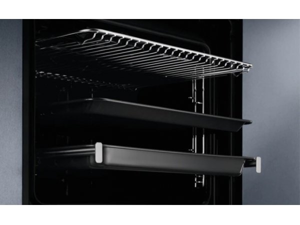 Электрический духовой шкаф Electrolux OKC8H39WX Электрический духовой шкаф Electrolux OKC8H39WX
