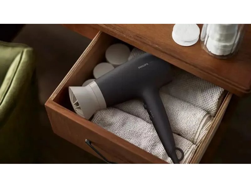 Фен Philips BHD341/30 черный Фен Philips BHD341/30 черный