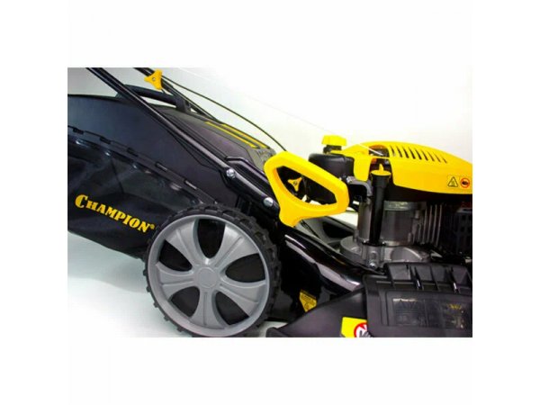 Бензиновая газонокосилка Champion LM5345