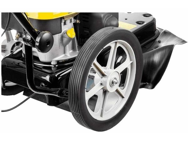 Бензиновая газонокосилка Champion LMH5640 Бензиновая газонокосилка Champion LMH5640