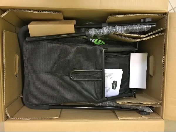 Электрическая газонокосилка Greenworks G40LM35K2 Электрическая газонокосилка Greenworks G40LM35K2