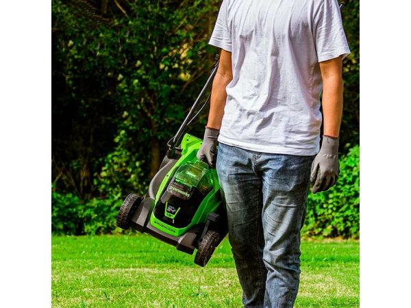 Электрическая газонокосилка Greenworks GD24LM33