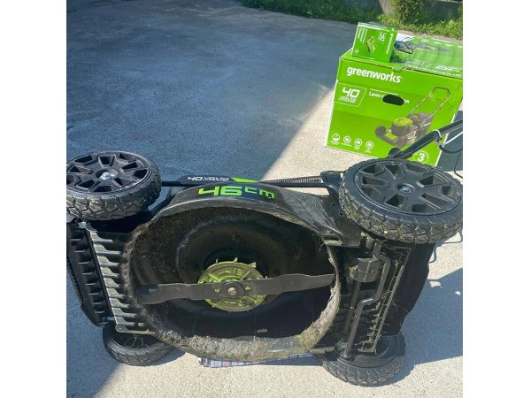 Электрическая газонокосилка Greenworks GD40LM46SP Электрическая газонокосилка Greenworks GD40LM46SP