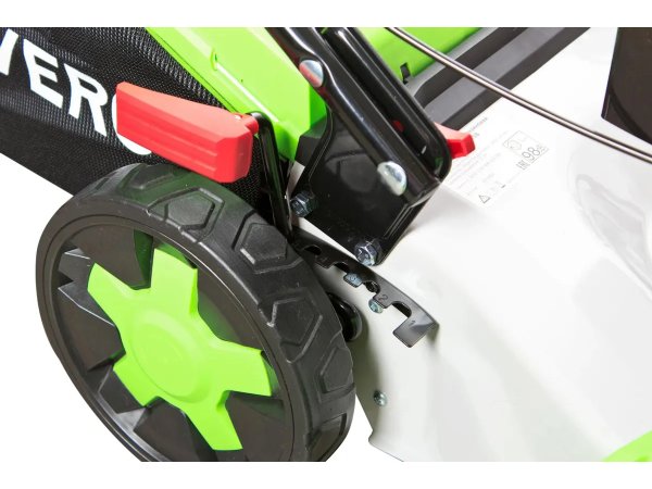 Бензиновая газонокосилка Redverg RD-GLM51SB Бензиновая газонокосилка Redverg RD-GLM51SB