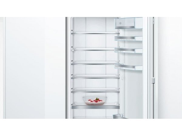 Встраиваемый холодильник Bosch KIF81PD20R