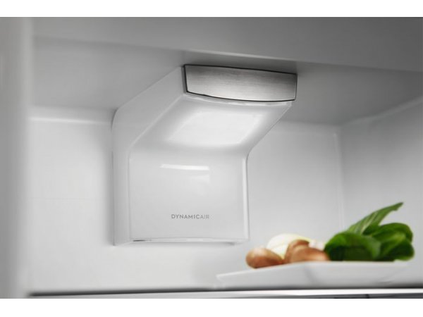 Встраиваемый холодильник Electrolux RNT8TE18S Встраиваемый холодильник Electrolux RNT8TE18S