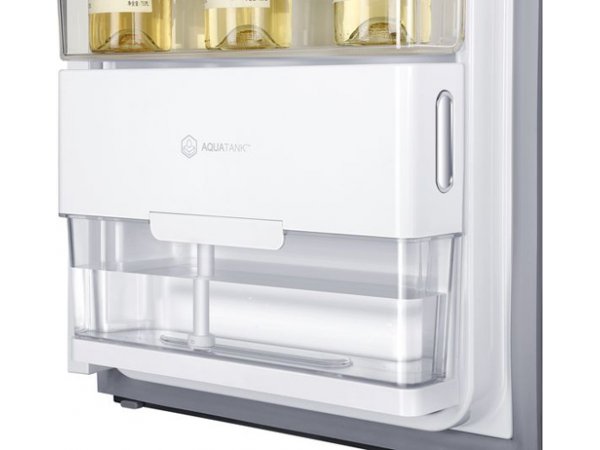 Холодильник Haier HB25FSSAAA Холодильник Haier HB25FSSAAA