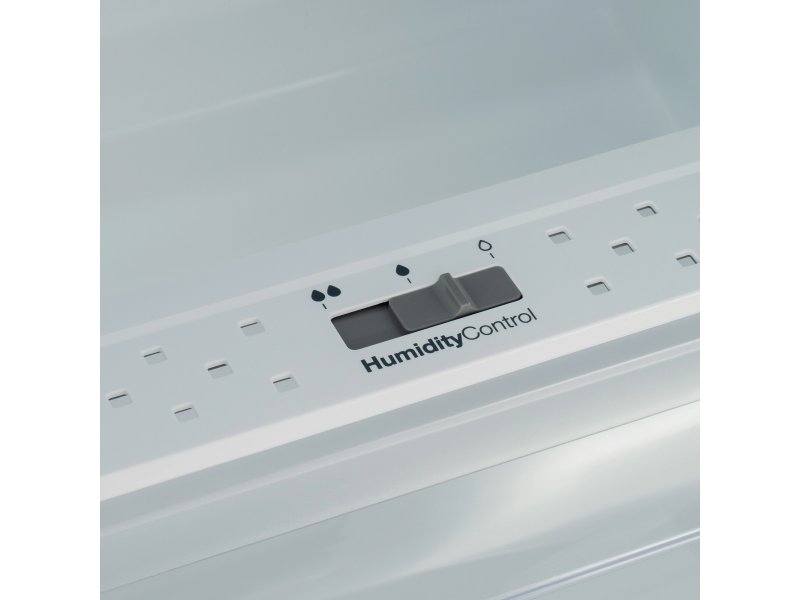 Встраиваемый холодильник Hyundai HBR 1782 Встраиваемый холодильник Hyundai HBR 1782