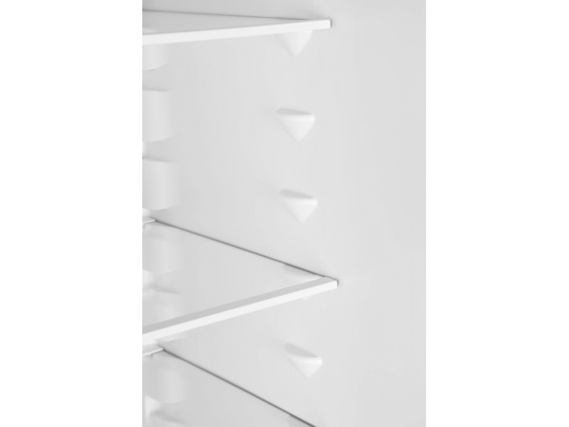 Встраиваемый холодильник Electrolux LND5FE18S