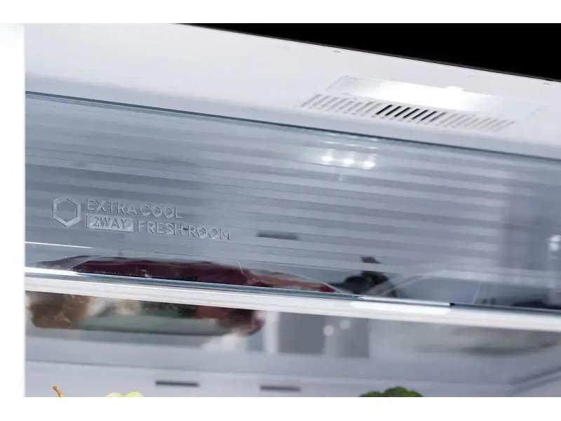 Холодильник Sharp SJ-XG55PMBK черный