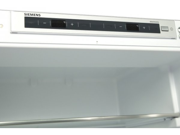 Встраиваемый холодильник Siemens KI87SAF30R Встраиваемый холодильник Siemens KI87SAF30R