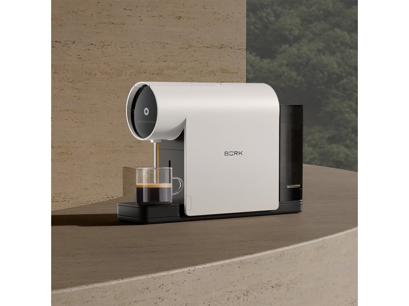 Кофемашина Bork C530 wt белый