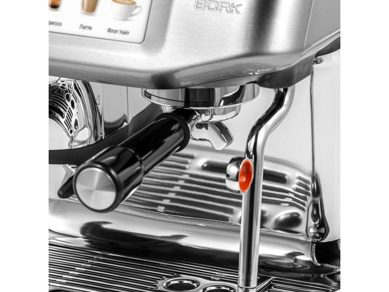 Кофемашина Bork C810 серебристый