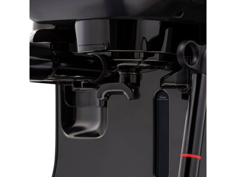 Кофемашина Bork C820 Noir черный Кофемашина Bork C820 Noir черный
