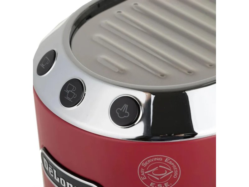 Кофеварка DeLonghi EC685.R красный Кофеварка DeLonghi EC685.R красный