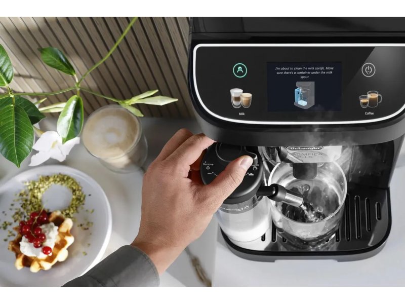 Кофемашина DeLonghi Magnifica Plus ECAM320.60.B черный