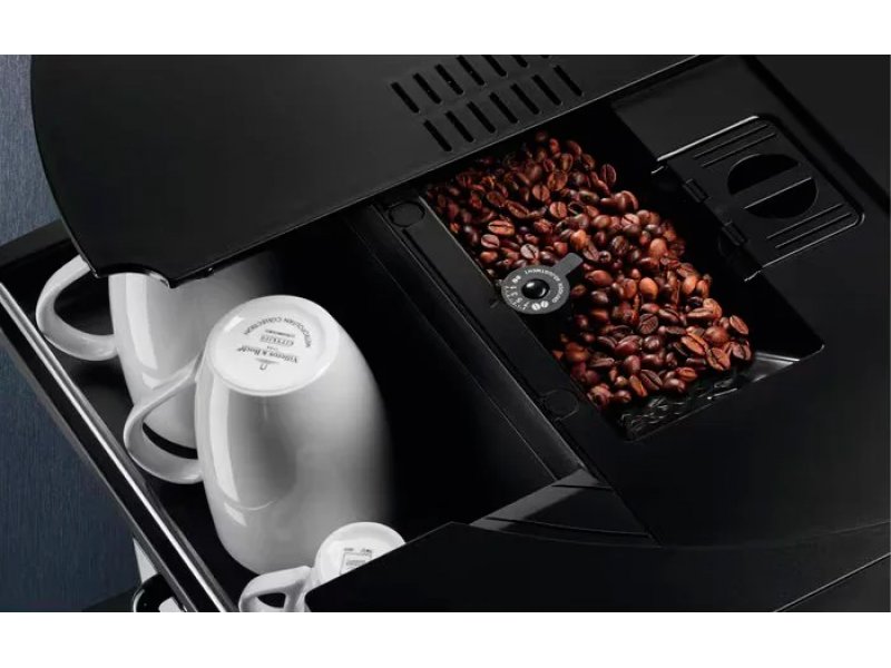 Встраиваемая кофемашина Electrolux EBC85H черный