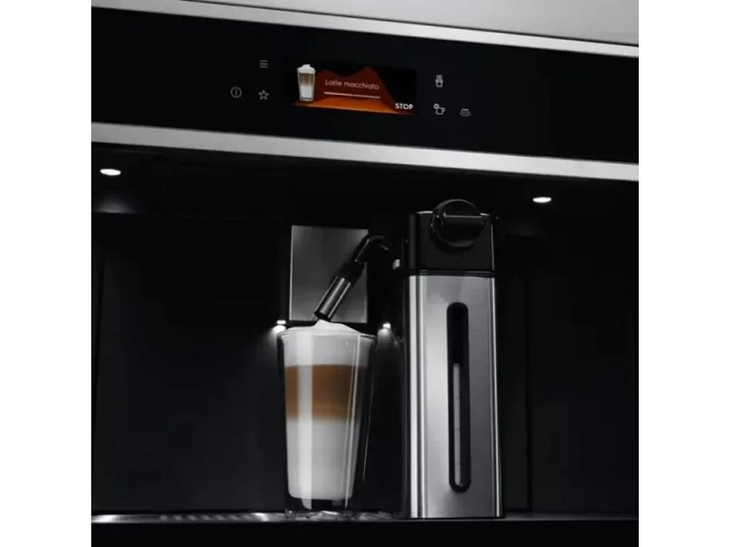 Встраиваемая кофемашина Electrolux EBC85X черный Встраиваемая кофемашина Electrolux EBC85X черный