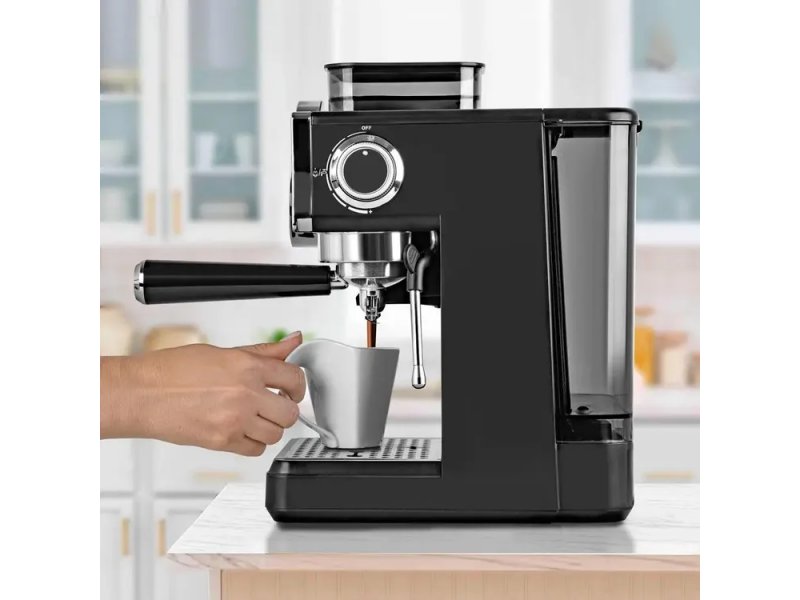 Кофеварка Endever Costa-1093 черный /стальной Кофеварка Endever Costa-1093 черный /стальной