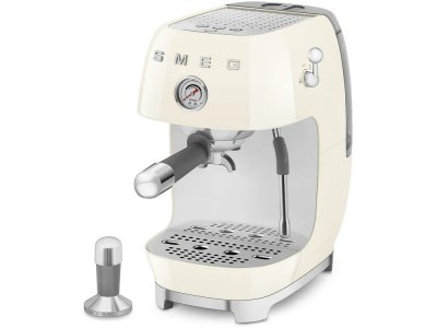 Кофемашина Smeg ECF03CREU кремовый/серебристый Кофемашина Smeg ECF03CREU кремовый/серебристый