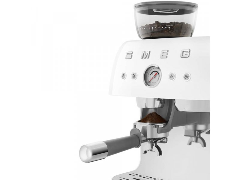 Кофемашина Smeg EGF03WHEU белый/серебристый Кофемашина Smeg EGF03WHEU белый/серебристый