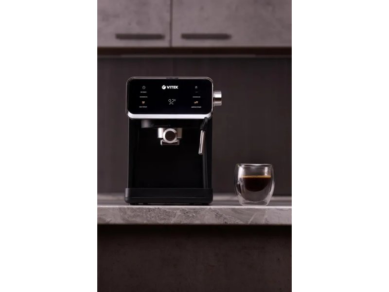 Кофеварка Vitek VT-1516 черный Кофеварка Vitek VT-1516 черный