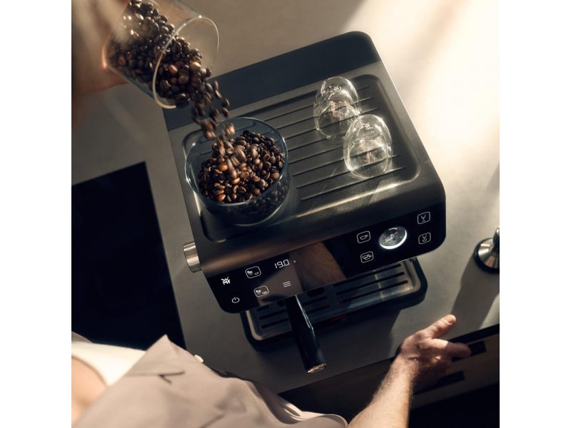 Кофемашина WMF Espresso Pro 0412390011 черный Кофемашина WMF Espresso Pro 0412390011 черный