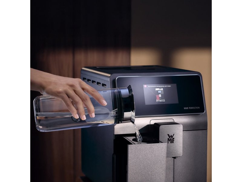 Кофемашина WMF Perfection 780 CP826T10 черный Кофемашина WMF Perfection 780 CP826T10 черный