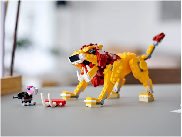 LEGO Creator Дикий лев 3 в 1 31112