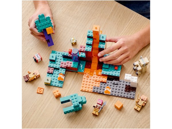 LEGO Minecraft Искажённый лес 21168