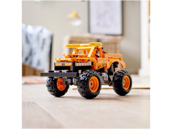 LEGO Technic Monster Jam&trade;: El Toro Loco&trade; 42135