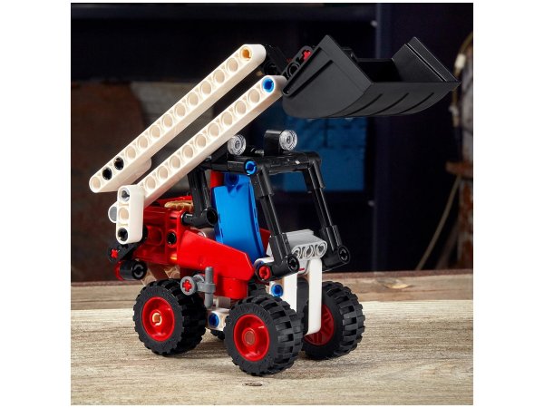 LEGO Technic Фронтальный погрузчик (42116)