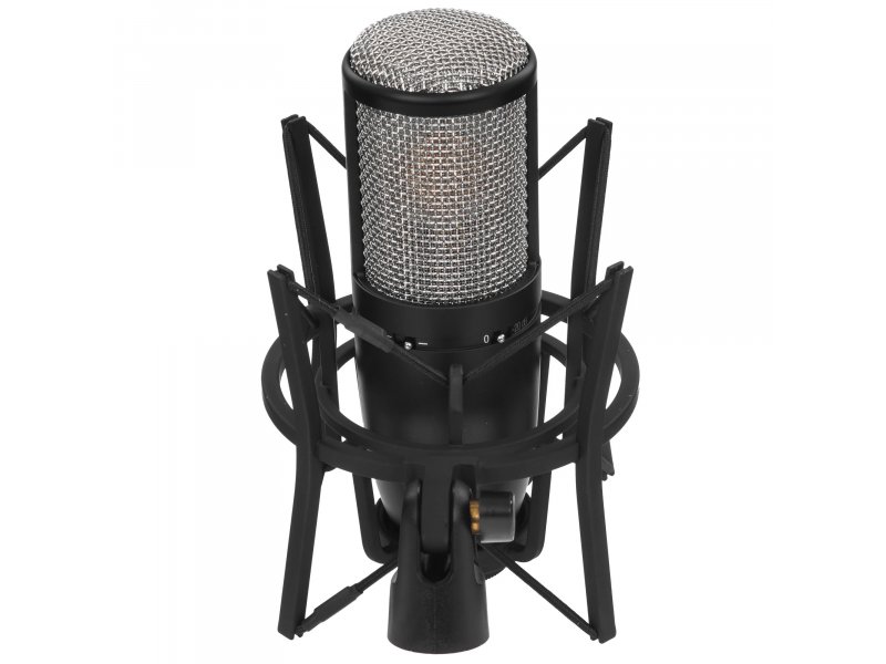 Микрофон AKG P420 черный Микрофон AKG P420 черный