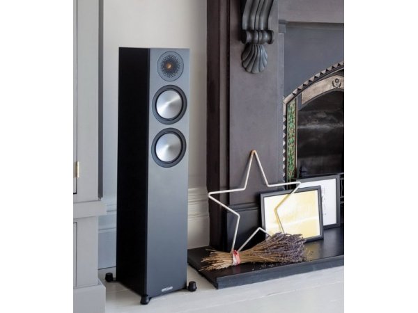 Напольная акустическая система Monitor Audio Bronze 200 Black (6G)