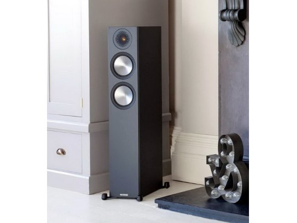 Напольная акустическая система Monitor Audio Bronze 200 Black (6G)