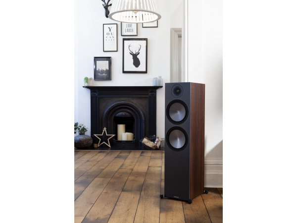 Напольная акустическая система Monitor Audio Bronze 500 Walnut (6G) Напольная акустическая система Monitor Audio Bronze 500 Walnut (6G)
