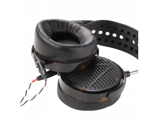 Наушники Audeze LCD-5 Наушники Audeze LCD-5