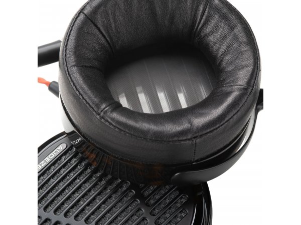 Наушники Audeze LCD-5 Наушники Audeze LCD-5