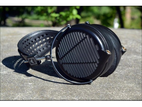 Наушники Audeze LCD-MX4