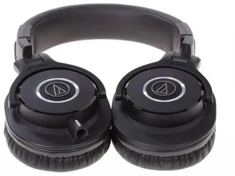 Проводные наушники Audio-Technica ATH-M40X черный Проводные наушники Audio-Technica ATH-M40X черный