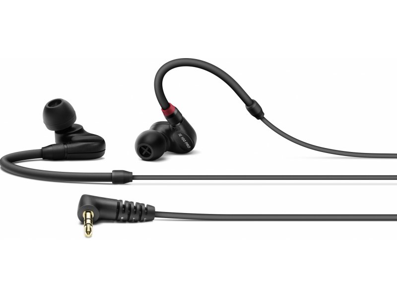 Sennheiser IE 100 Pro — вид разъёма съёмного кабеля 3.5 мм г-образной формы с позолотой