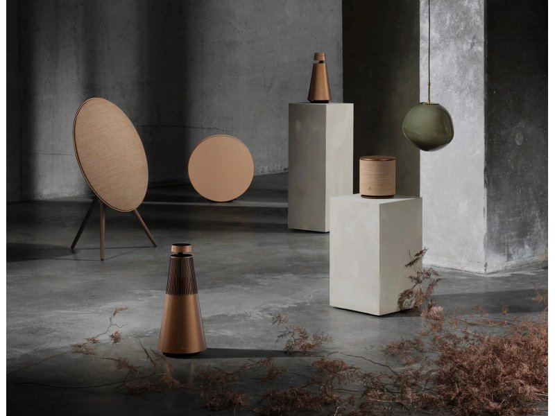 Полочная акустическая система Bang & Olufsen BeoSound 2 Bronze Tone Полочная акустическая система Bang & Olufsen BeoSound 2 Bronze Tone